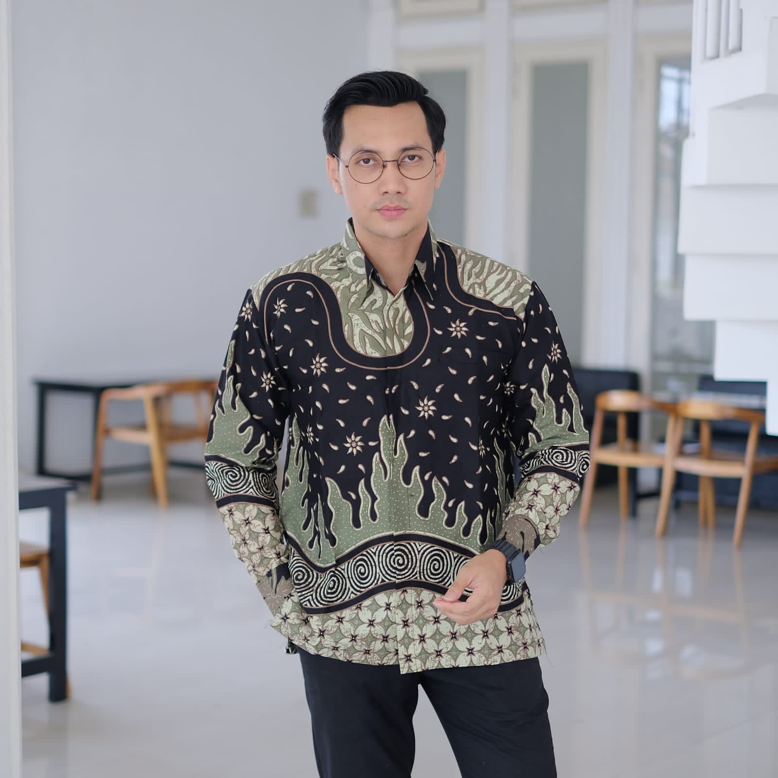 cover-ABSTRAK SAGE Kemeja Batik Pria Solo Lengan Panjang Lapis Furing BY BATIKSOLOAMANAH-1