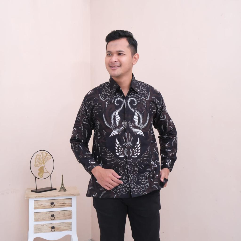 cover-GURDO HITAM Kemeja Batik Pria Solo Lengan Panjang Lapis Furing BY BATIKSOLOAMANAH-1