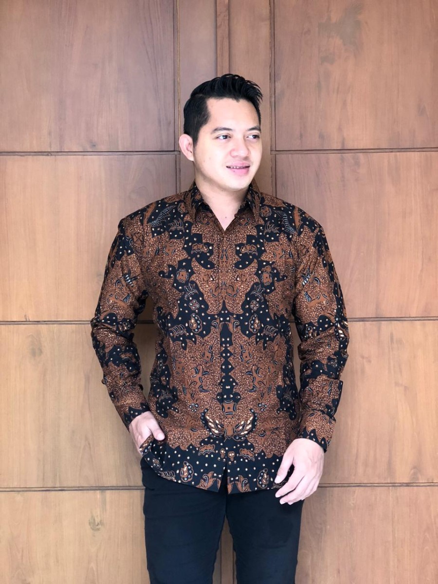 cover-Kemeja Batik Full Furing Pria MAHESA Bahan Katun Sragenan BY BATIKSOLOAMANAH-1