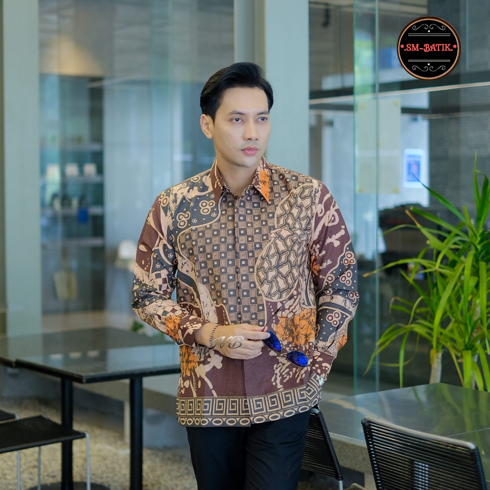 cover-GEMILANG Kemeja Batik Pria Solo Lengan Panjang Lapis Furing BY SM-1