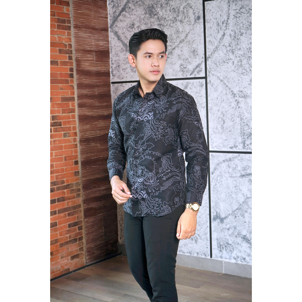 img-ABSTRAK KEMBANG ABU Kemeja Batik Pria Solo Lengan Panjang Lapis Furing By BATIKSOLOAMANAH-3
