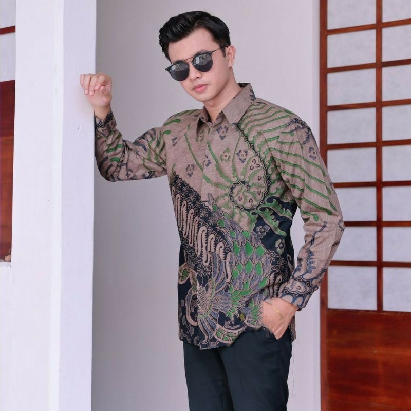 cover-SOJOMERTO Kemeja Batik Pria Solo Lengan Panjang Lapis Furing By BATIKSOLOAMANAH-1