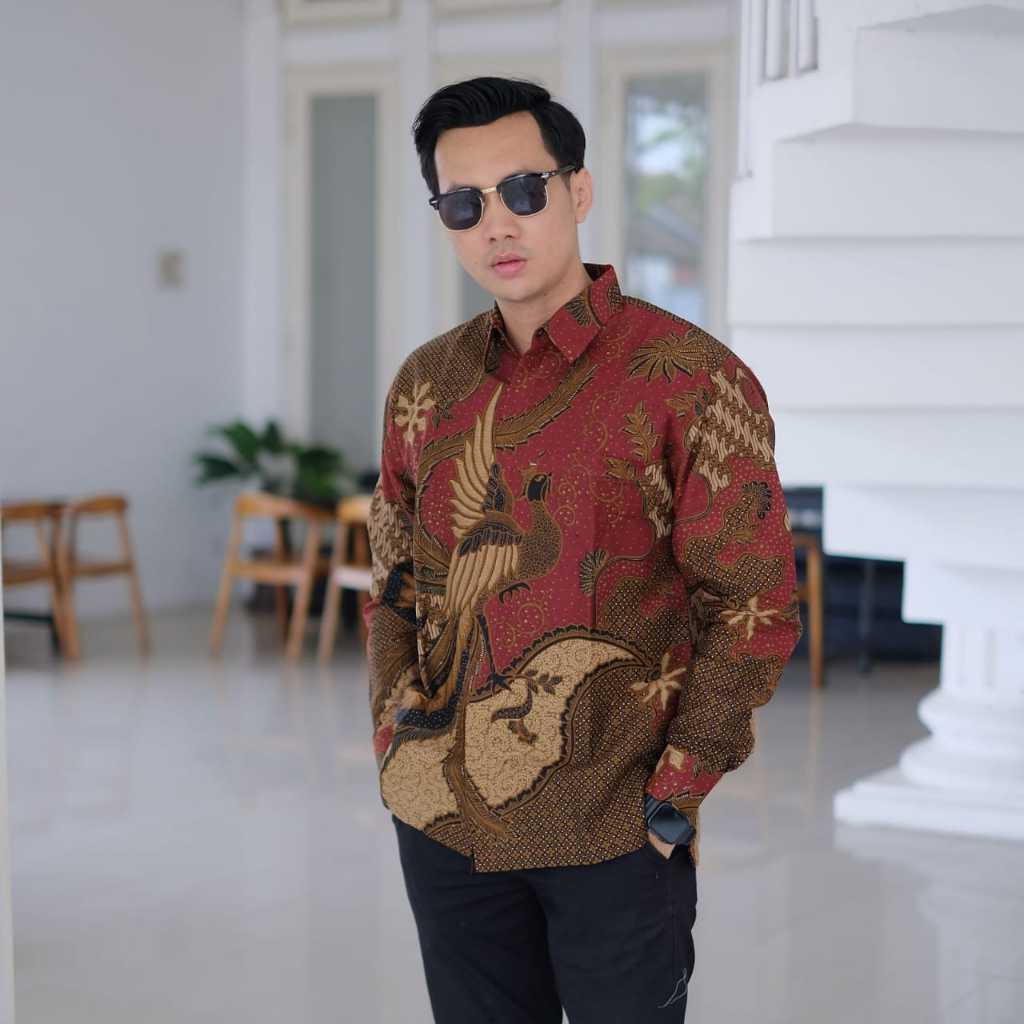 cover-GELATIK MAROON Kemeja Batik Pria Solo Lengan Panjang Lapis Furing By BATIKSOLOAMANAH-1