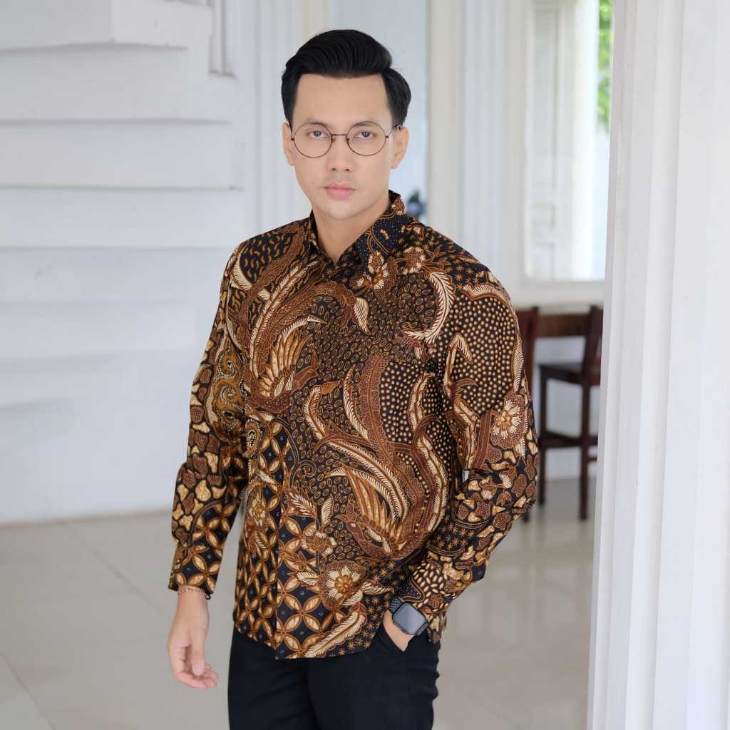 cover-MERAK TAMBAL COKLAT Kemeja Batik Pria Solo Lengan Panjang Lapis Furing By BATIKSOLOAMANAH-1