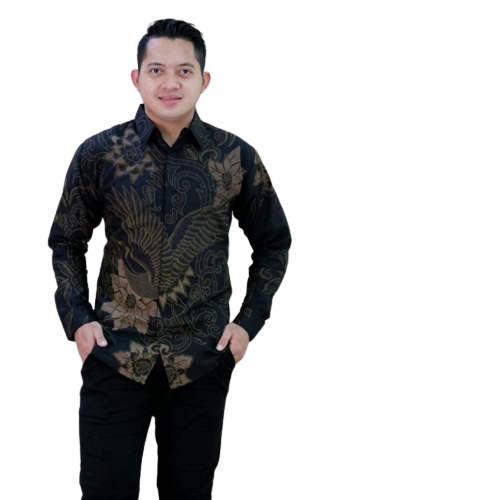 cover-BAYUSUTA HITAM Kemeja Batik Pria Solo Lengan Panjang Lapis Furing By BATIKSOLOAMANAH-1
