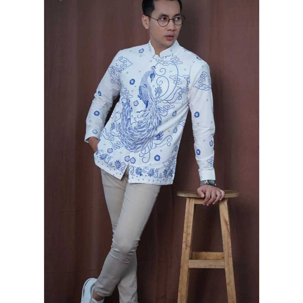 cover-KOKO MERAK PUTIH Kemeja Batik Pria Solo Lengan Panjang Lapis Furing By BATIKSOLOAMANAH-1