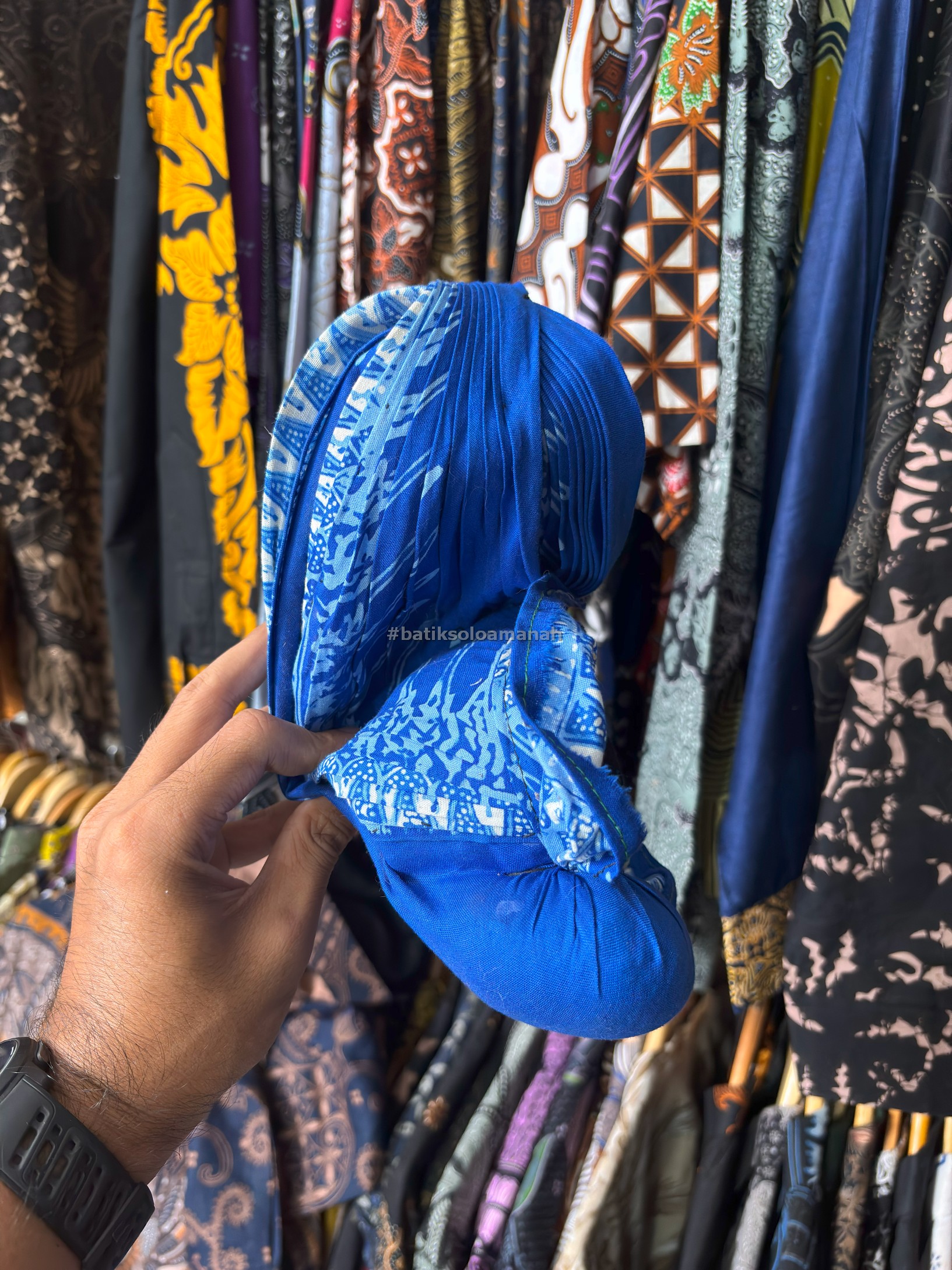 img-BLANGKON JOGJA ALUSAN SAMURAI BIRU PUTIH BISA DILIPAT-5