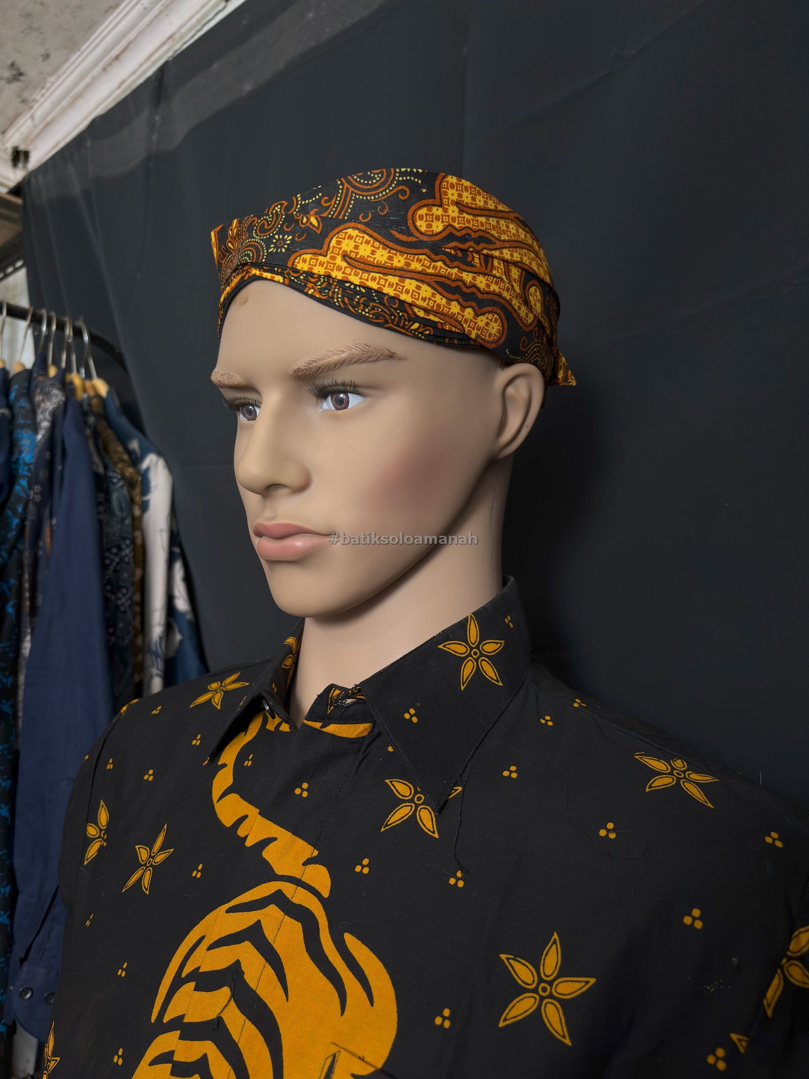 img-BLANGKON SOLO MOTIF PARANG SOGAN COKLAT-3