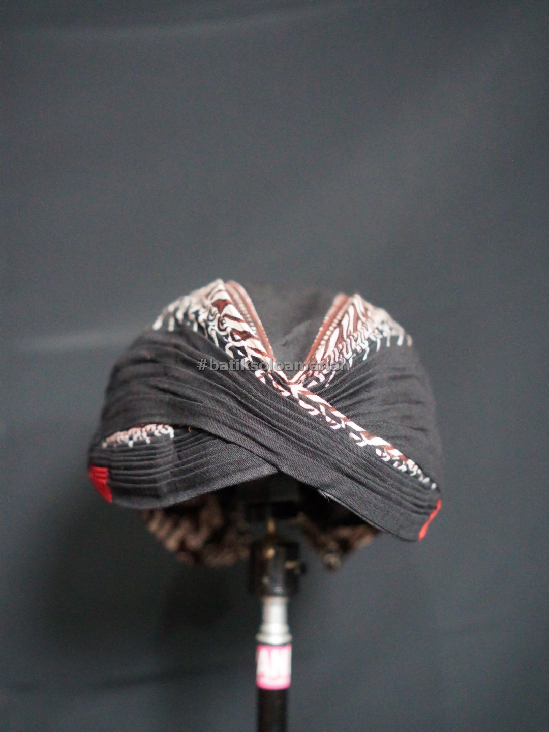 cover-BLANGKON JOGJA LIPAT JEBEH PARANG PUTIH-1