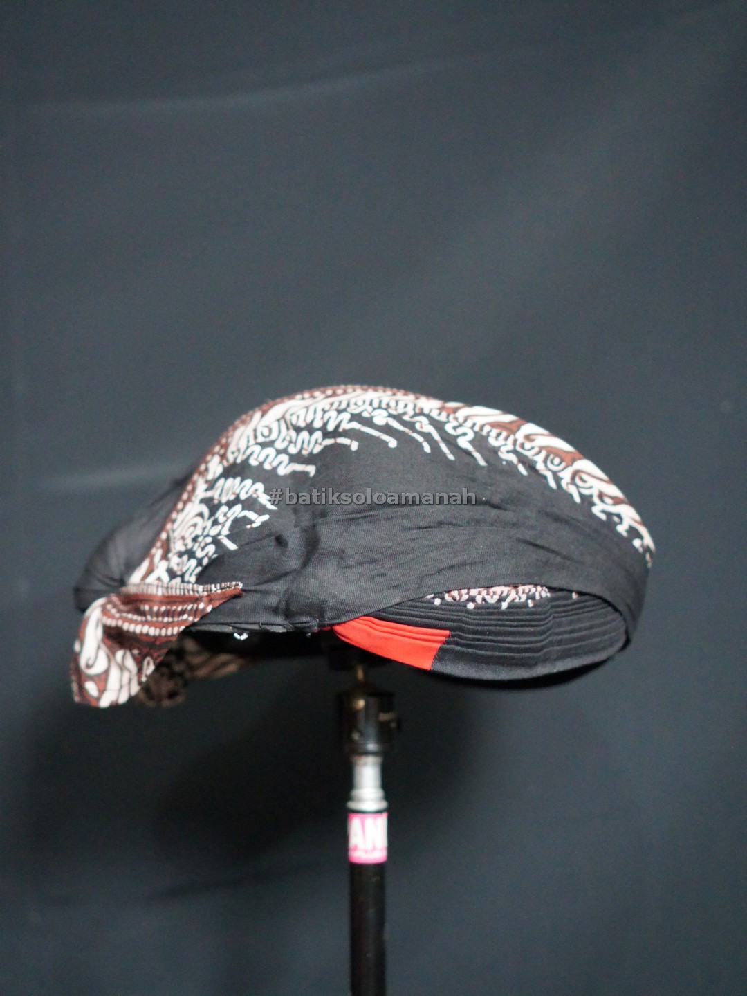 img-BLANGKON JOGJA LIPAT JEBEH PARANG PUTIH-2